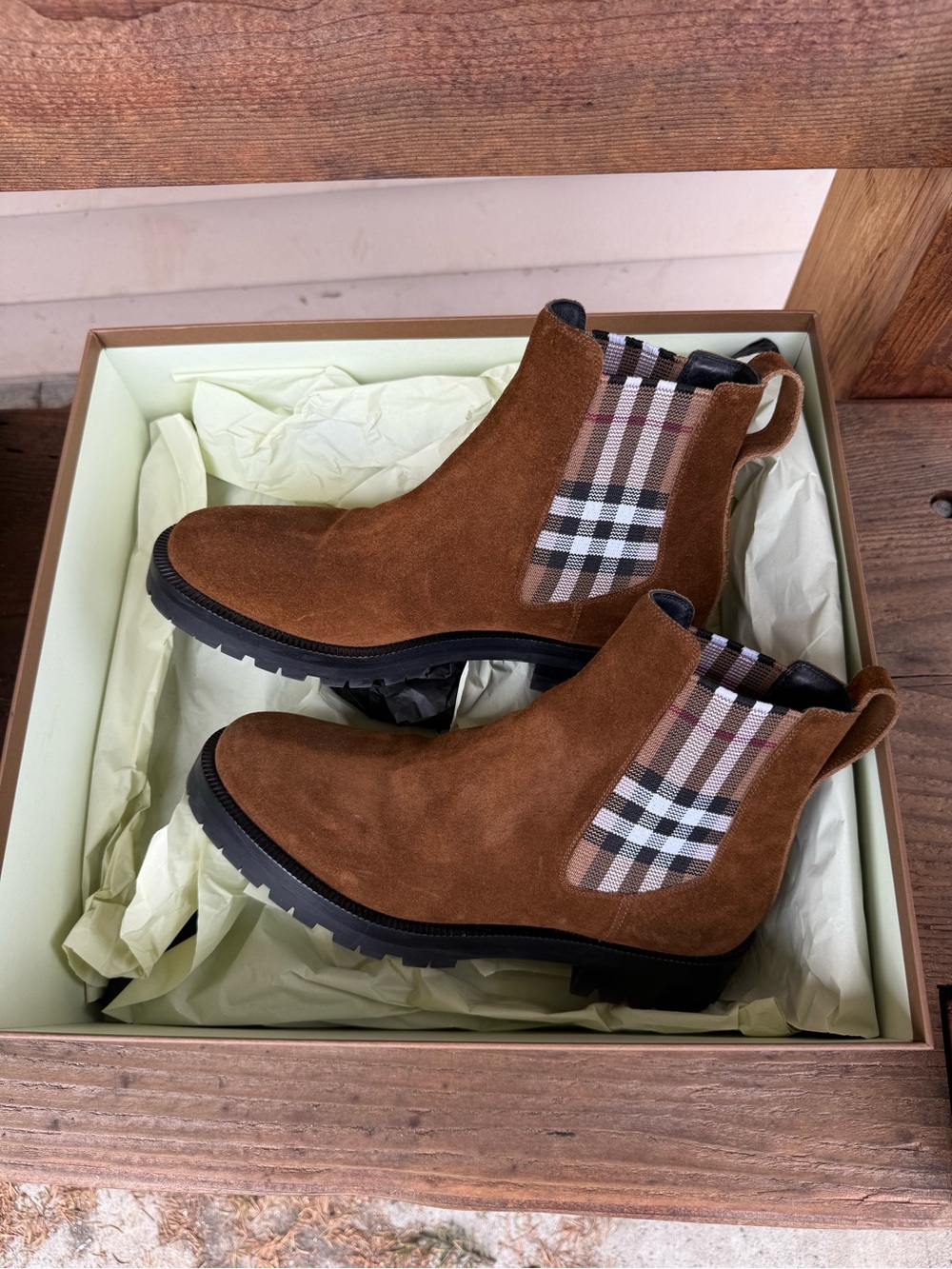 Burberry Brown Suede Chelsea Boots with Plaid check Elastic Panels size 37.5 - Picture 2 of 8